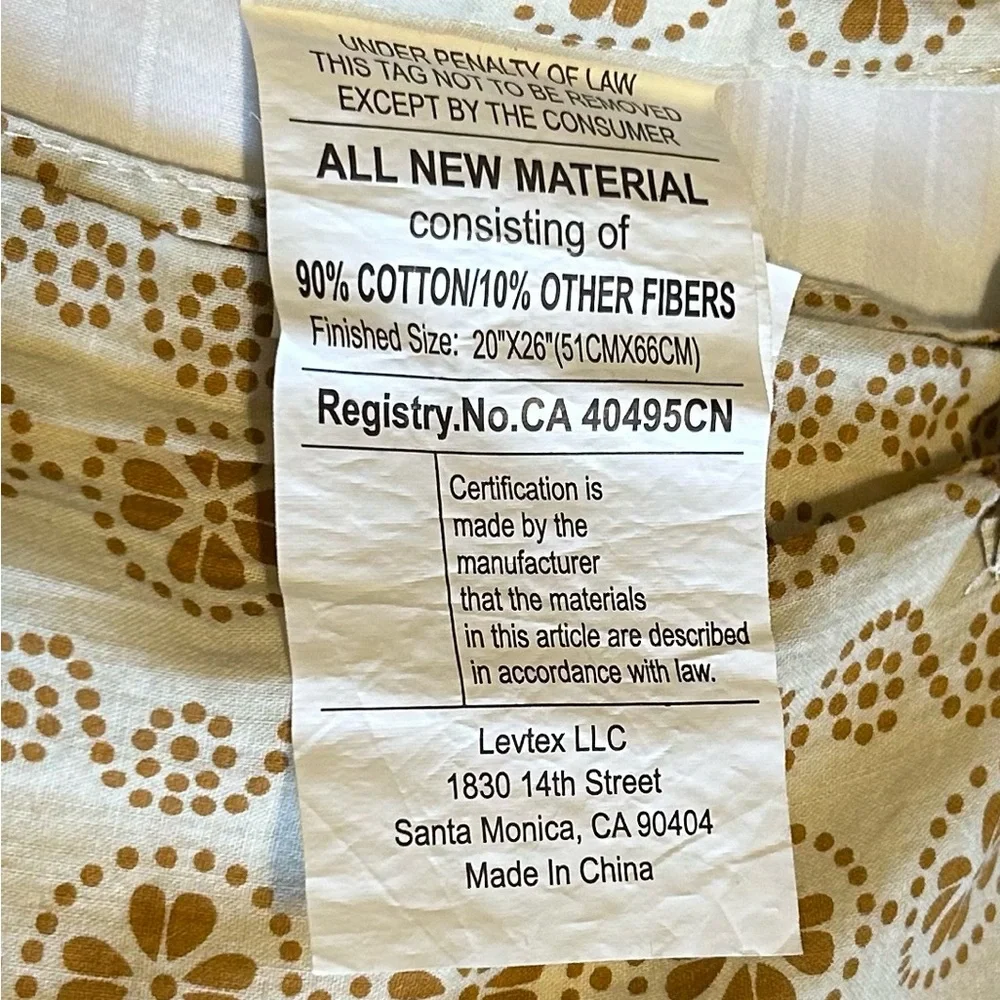 Levtex‎ Home Jasmine Full Patchwork Quilt with Matching Pillow Shams